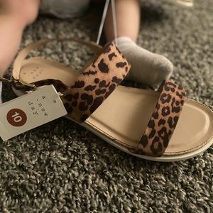 Women’s sandals